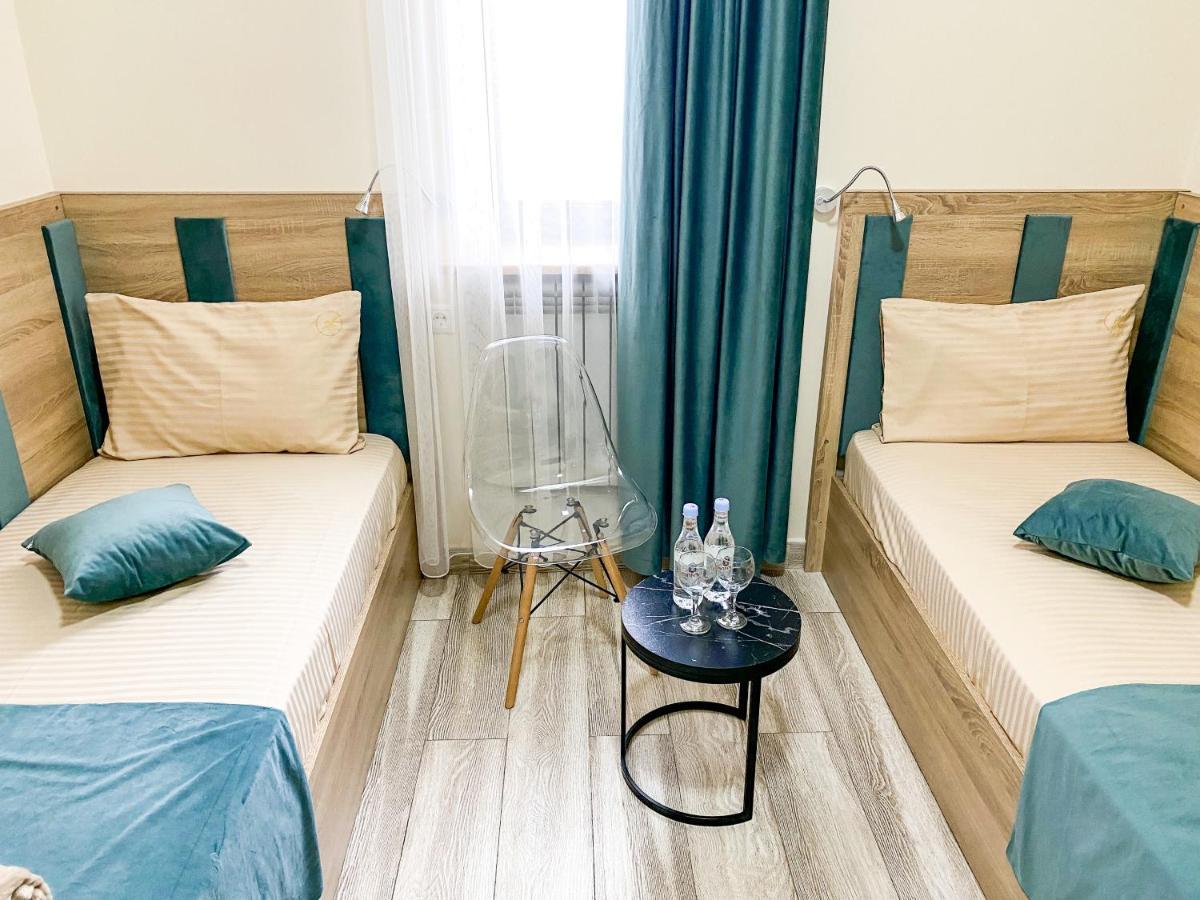 Alex Hotel Єреван Екстер'єр фото